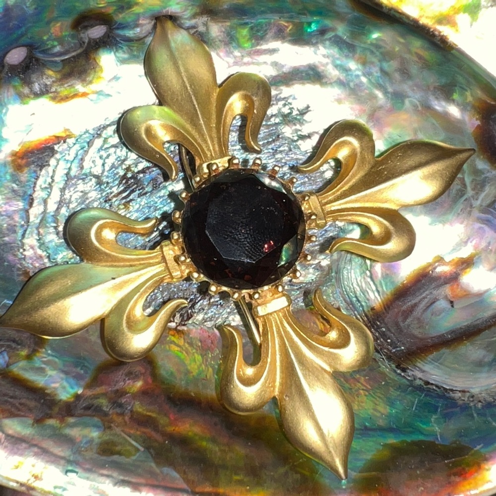Maxine Denker signed Flyer De Lie brooch